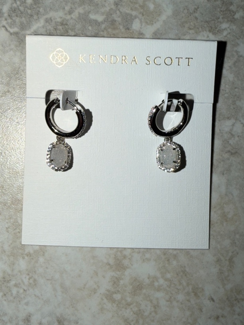 Kendra Scott Daphne Huggies